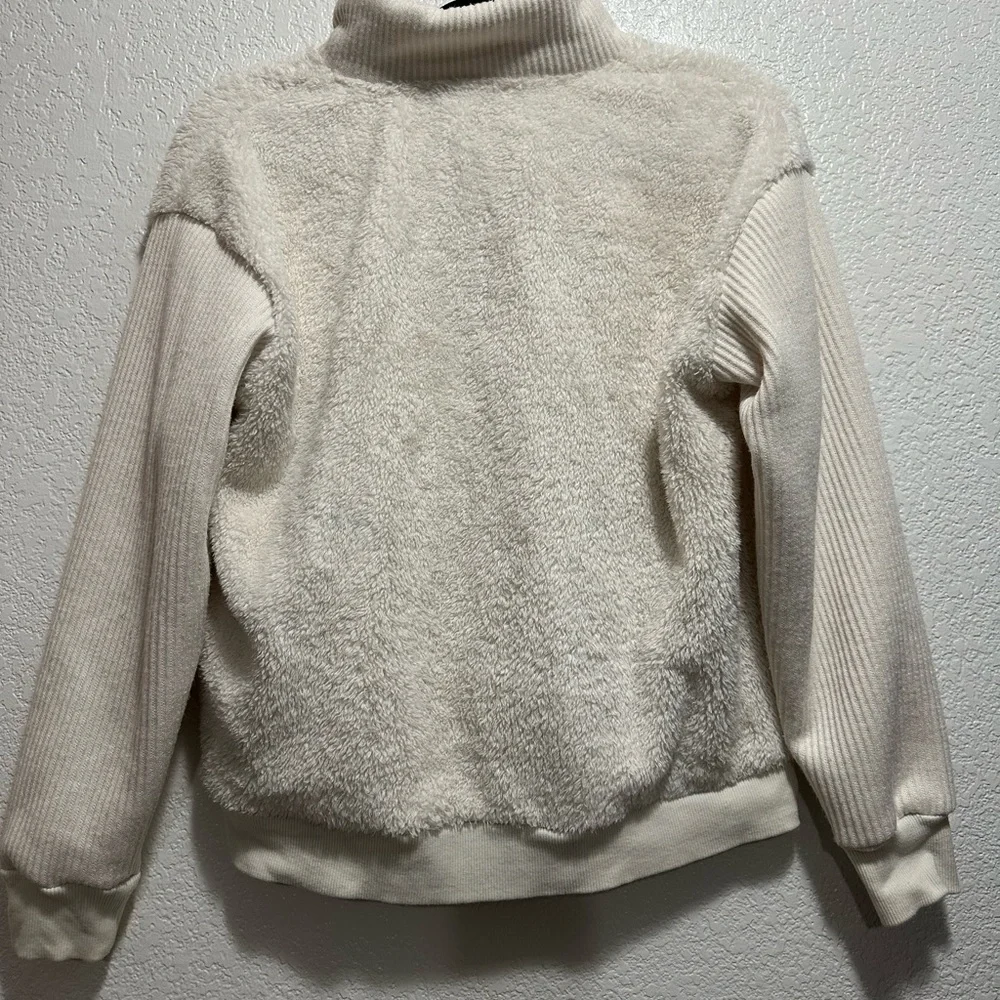 Vintage Y2K Workshop Republic Clothing Cream Turtleneck Sweater - Picture 6 of 9